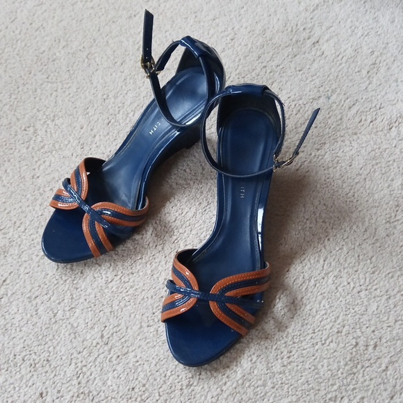Charles & Keith Ankle Straps Navy and Tan Wedge Sandals - Picture 13 of 16
